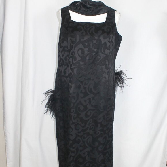 LORI WEIDNER Black Formal Dress Woman Size 14 Petite Maxi Length Sheath Boa Vtg. - Picture 1 of 12